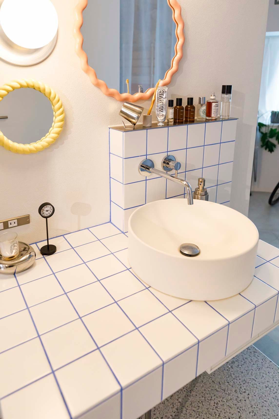 中古マンションのリノベーション後の洗面台とボウル