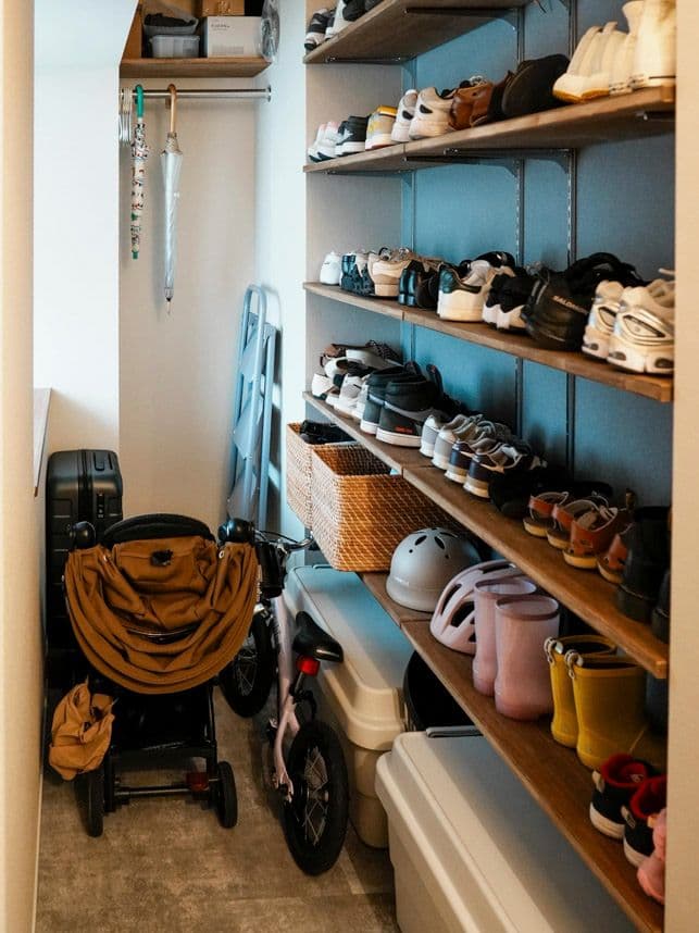 中古マンションのリノベーション前の玄関土間