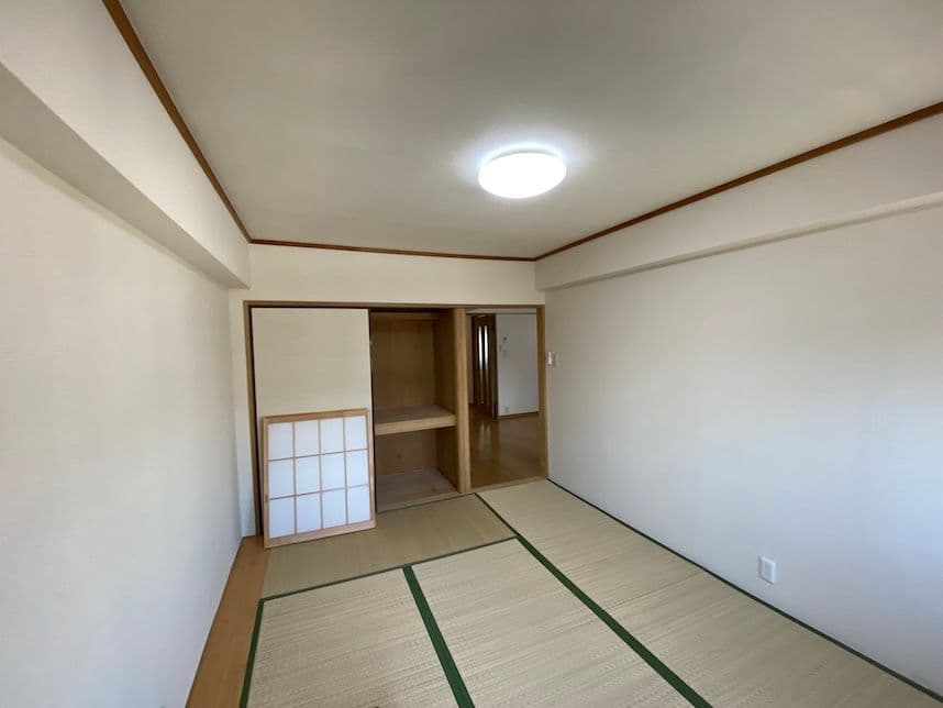 中古マンションのリノベーション前の和室