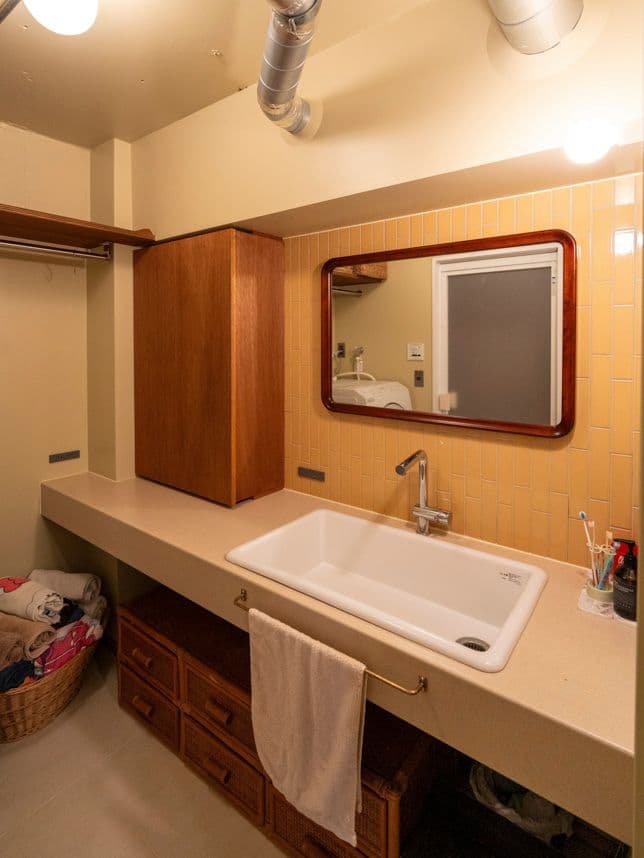 中古マンションのリノベーション後の洗面台