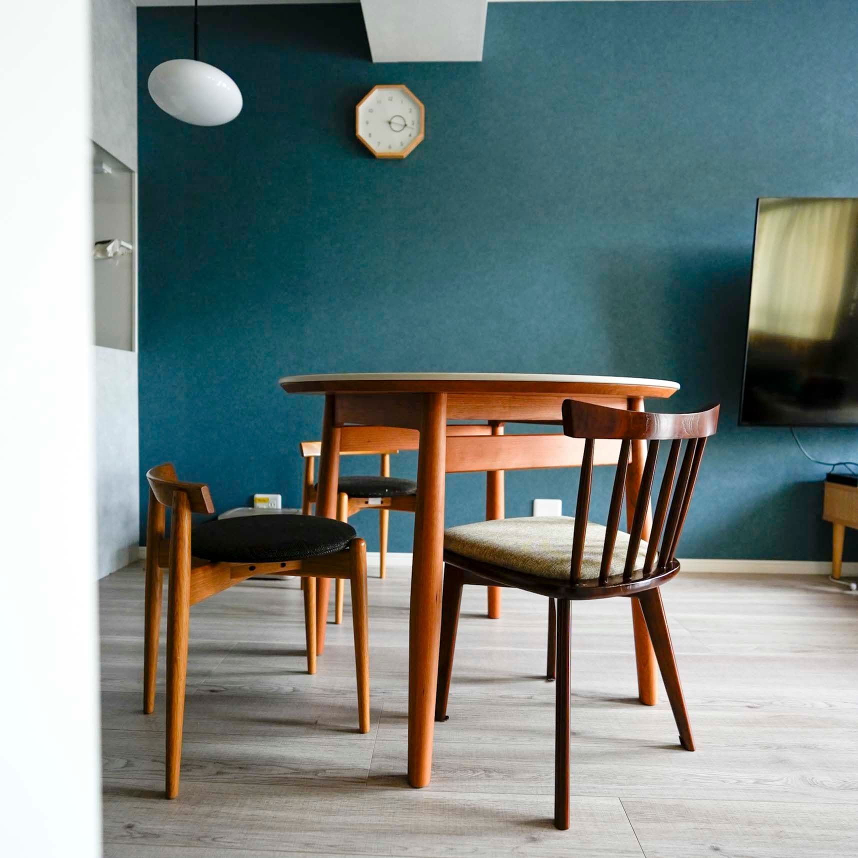 中古マンションのリノベーション後のダイニングのテーブルセット