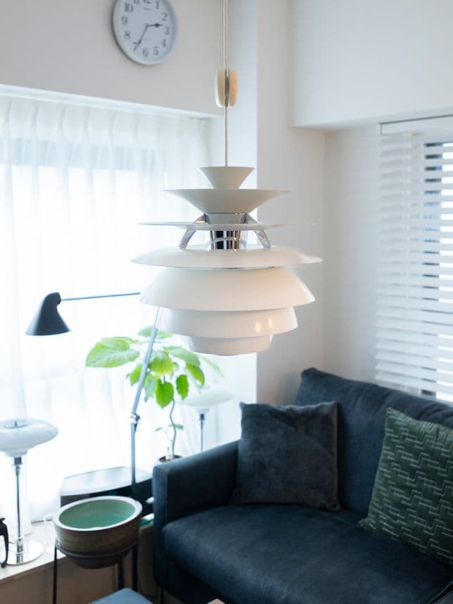 中古マンションのリノベーション後のリビングの照明