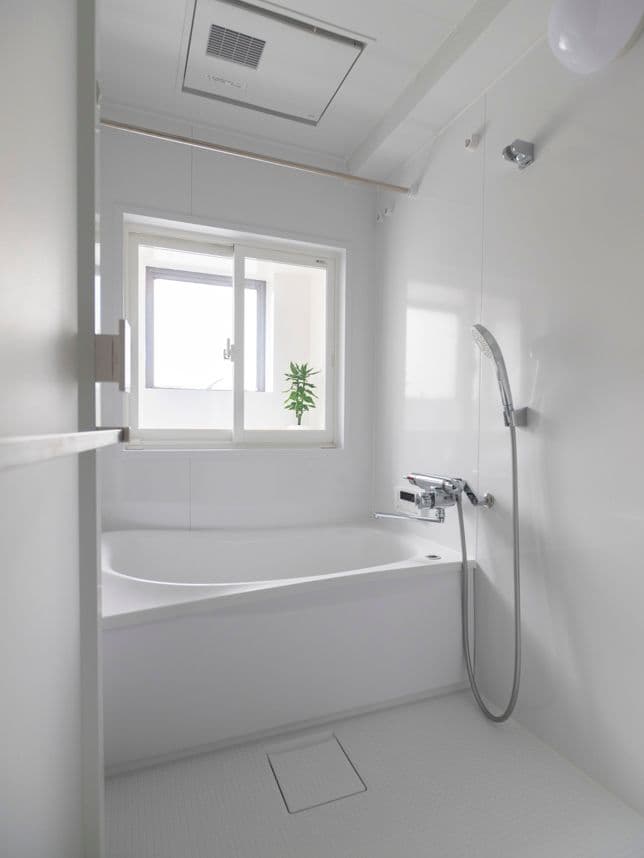 中古マンションのリノベーション後の浴室